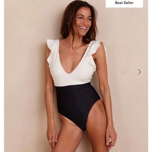 Like new Summersalt Backflip Ruffle